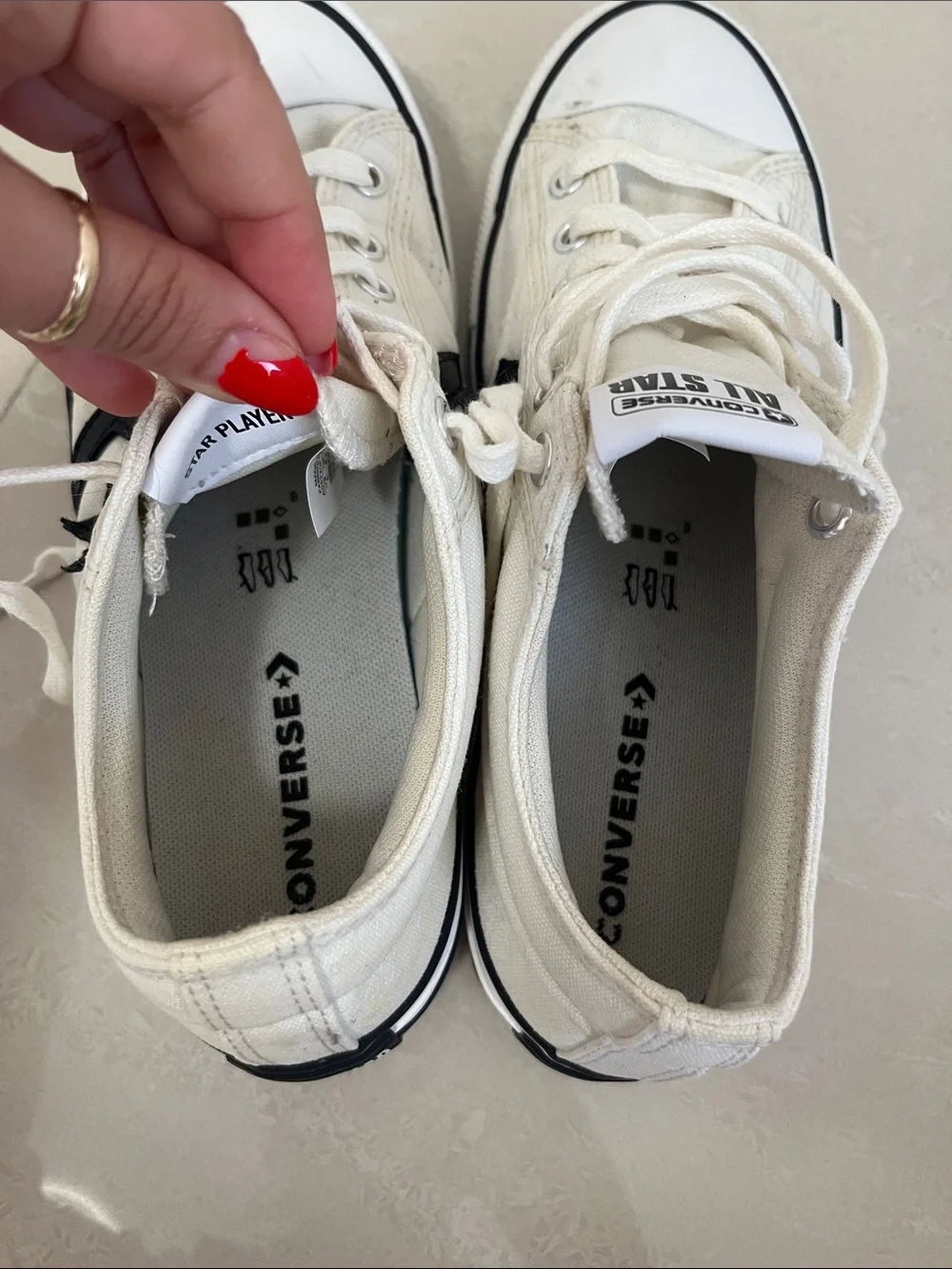 Converse Kids Low-Top Sneakers in White and Black Star Chevron